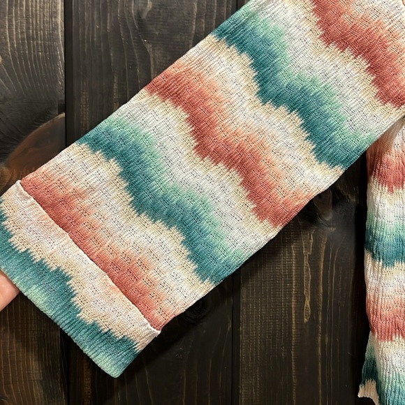 Show Me Your MuMu Top L Catch Waves Daytime Pullover Stripes Bell Sleeves Boho - Picture 8 of 11